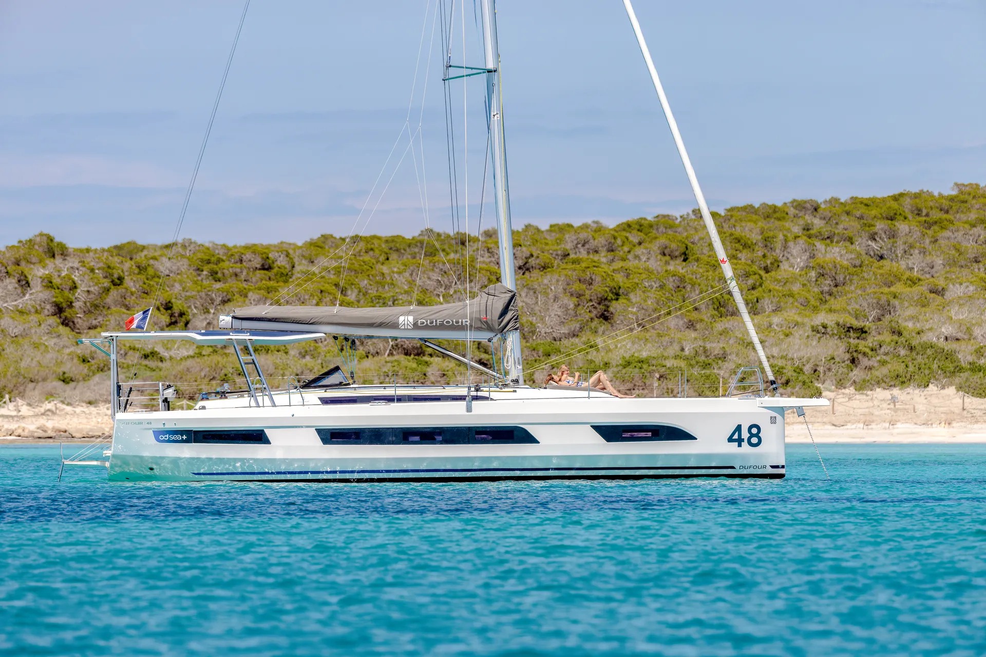 Dufour 48 sailing profile