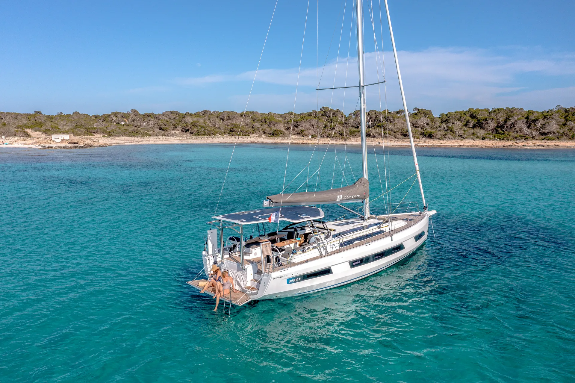 Dufour 48 aerial stern