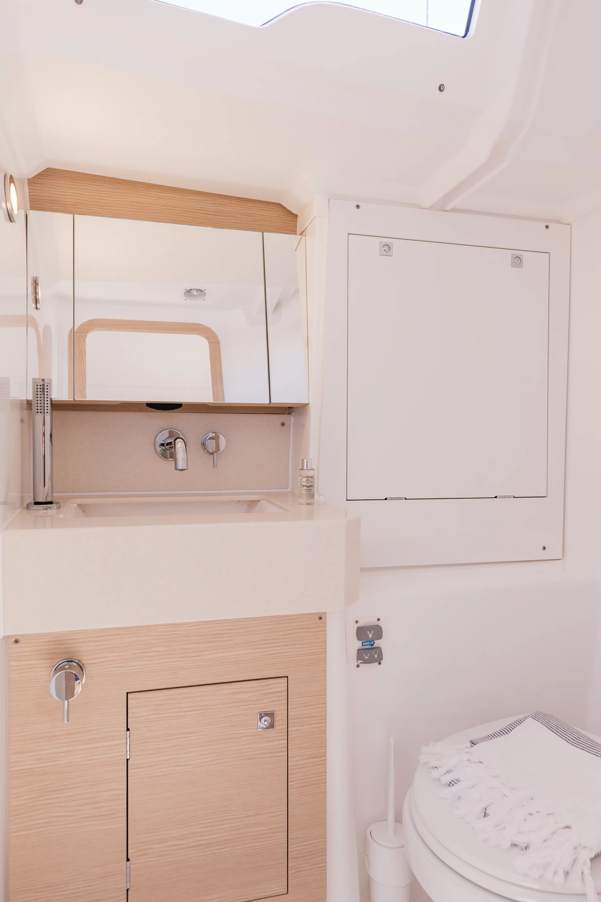 Dufour 37 — photo 20