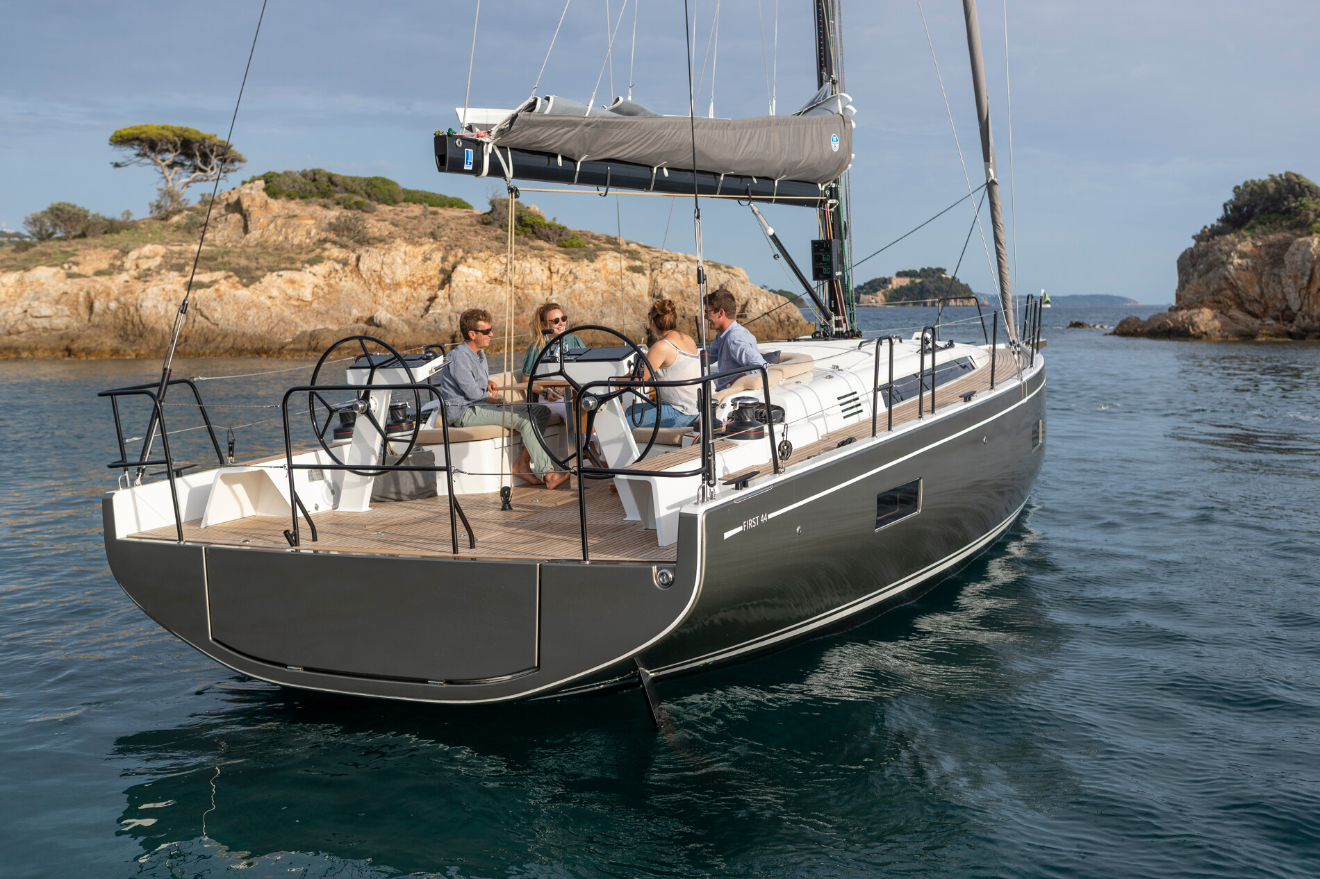 Beneteau First 44 — photo 8