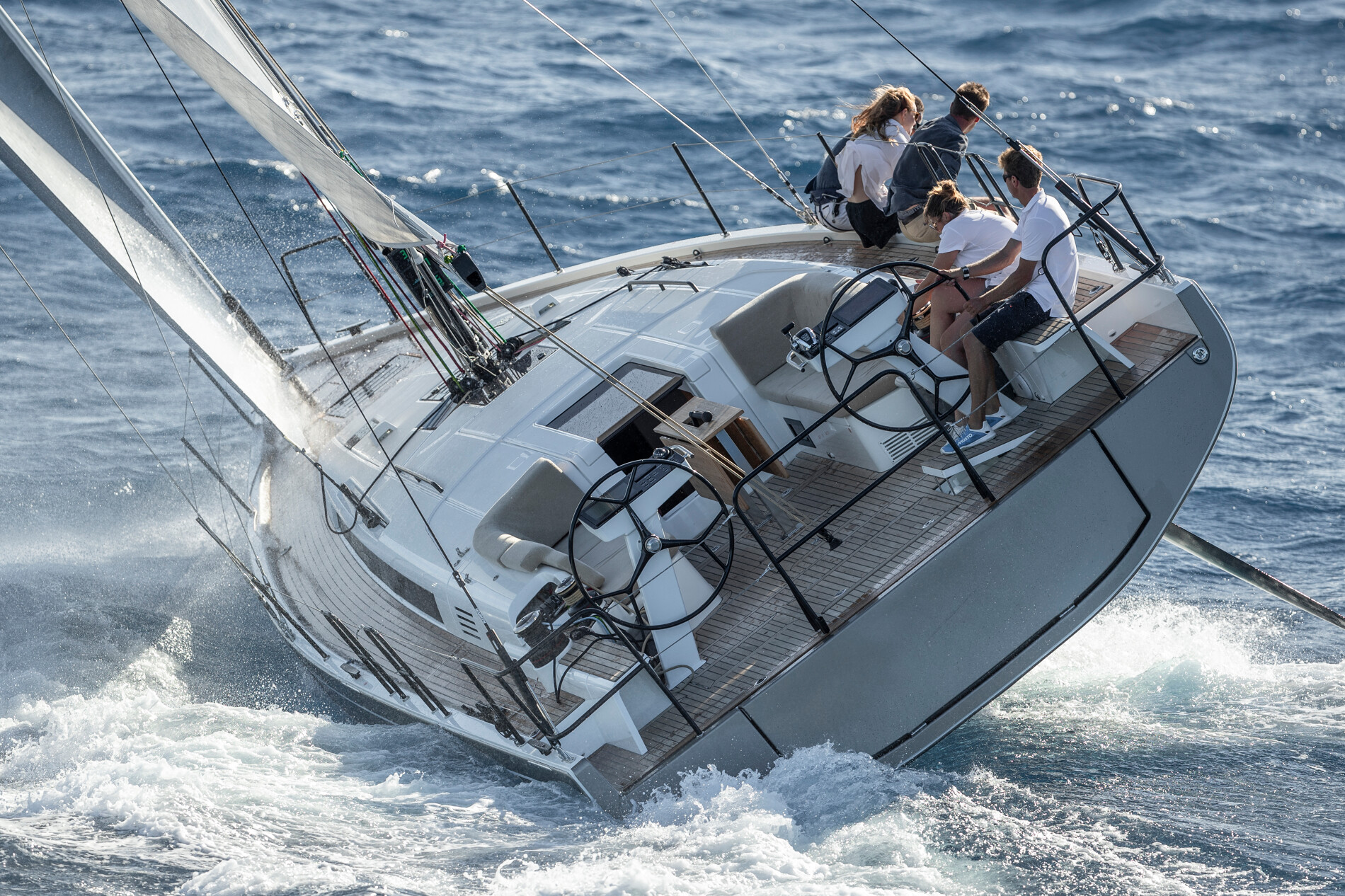 Beneteau First 44 — photo 10