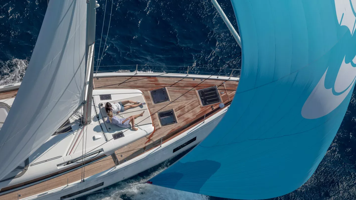 Beneteau Oceanis Yacht 54 — photo 2