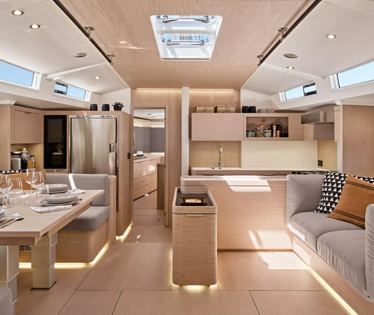 Beneteau Oceanis Yacht 60 — photo 4