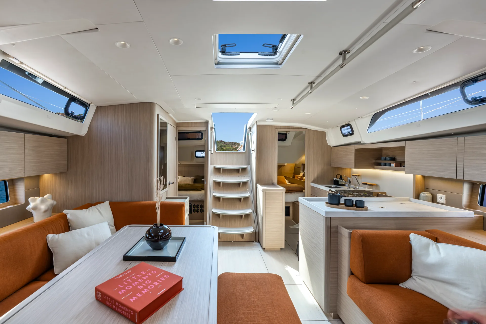 Beneteau Oceanis 47 — photo 9