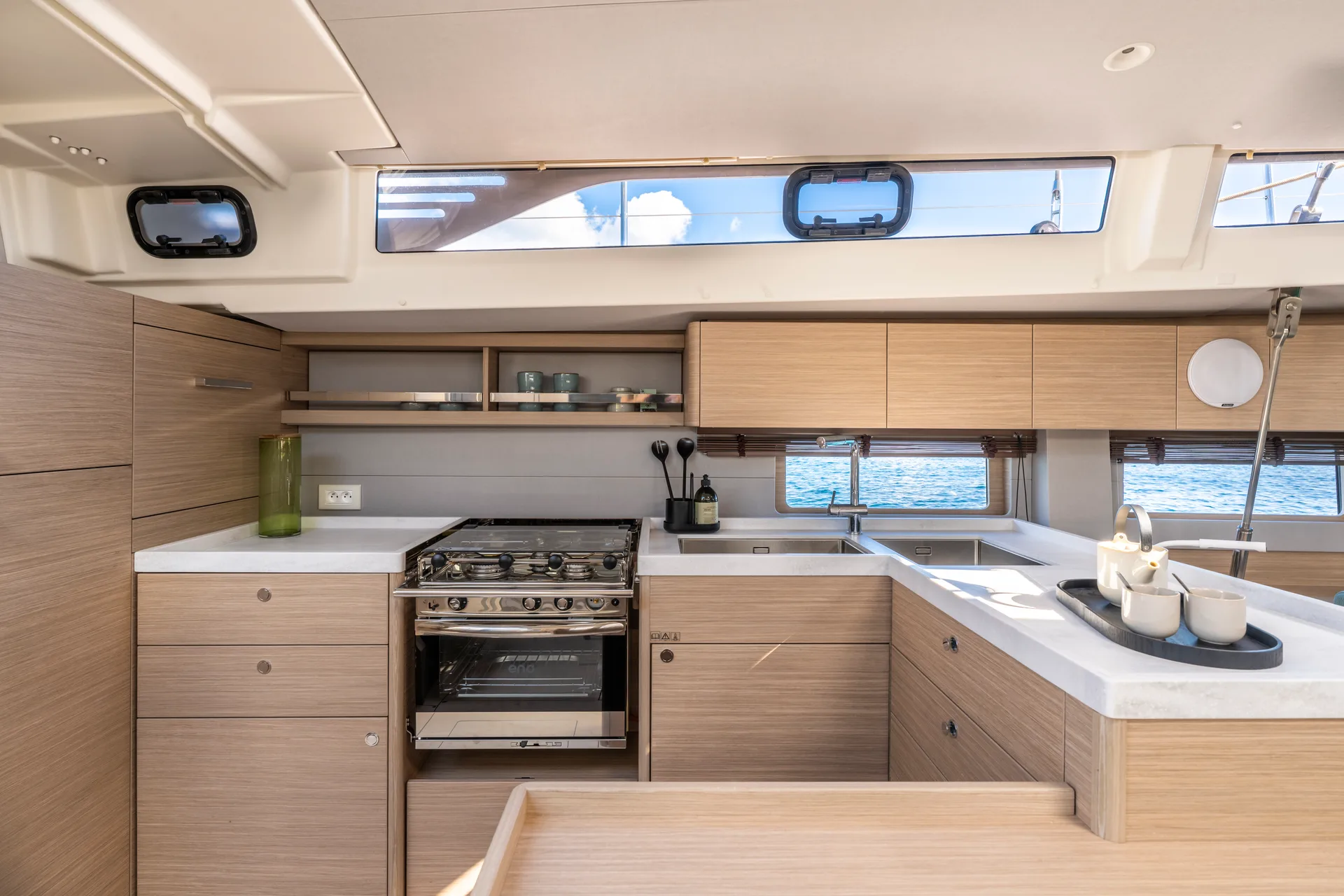 Beneteau Oceanis 52 — photo 10