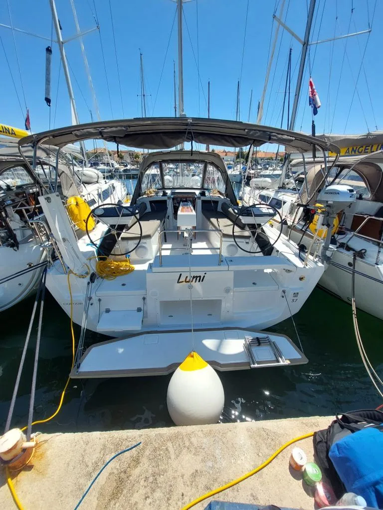 Dufour 37 "Lumi"