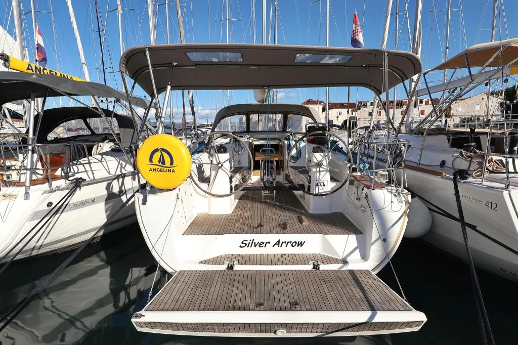 Bavaria 40S "Silver Arrow"