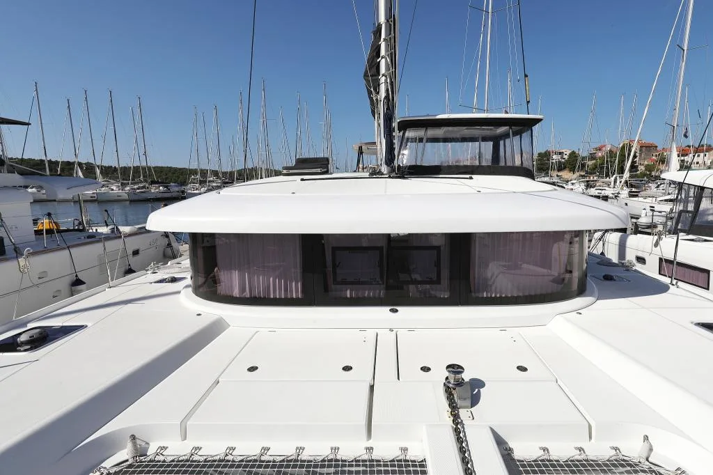 Lagoon 42 — photo 21