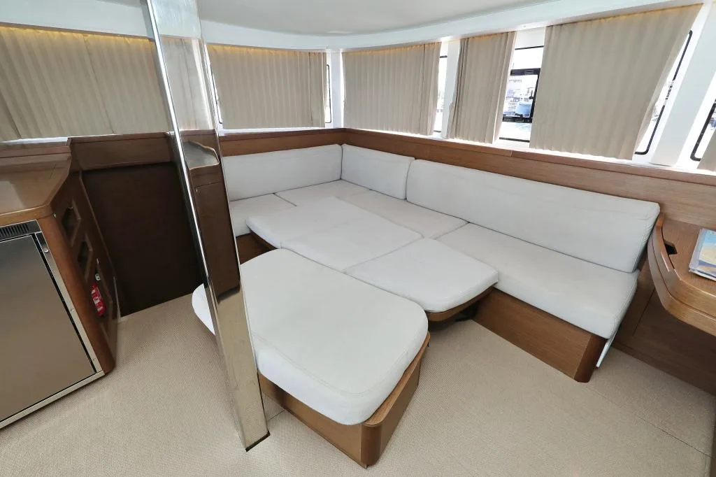 Lagoon 42 — photo 23