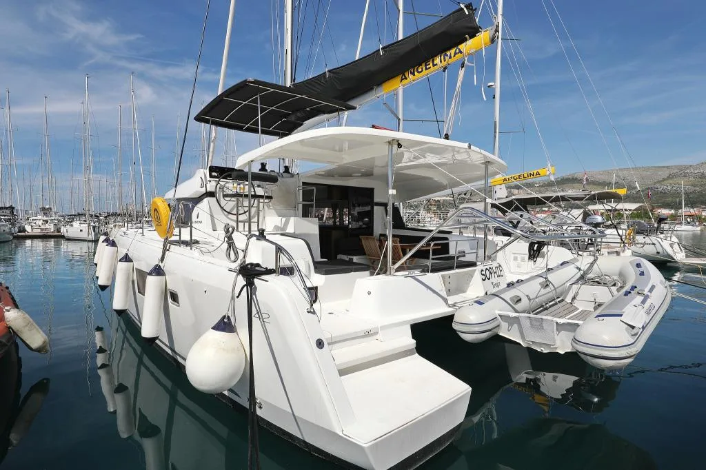 Lagoon 42 "Sophie"