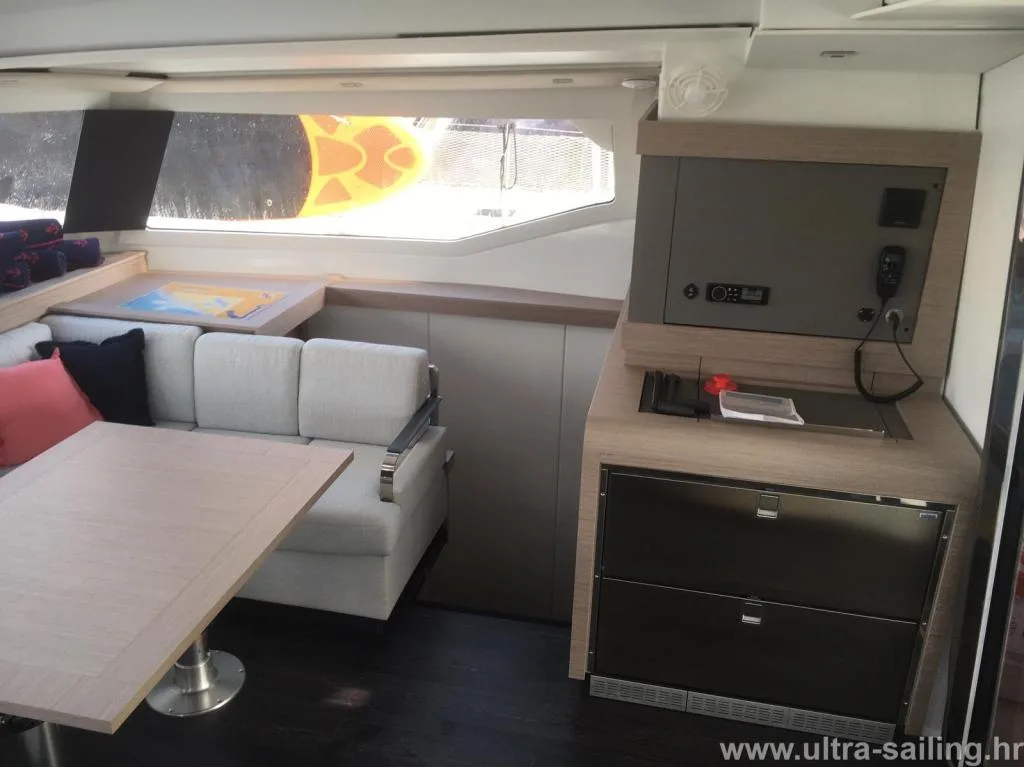 Fountaine Pajot Elba 45 — photo 11