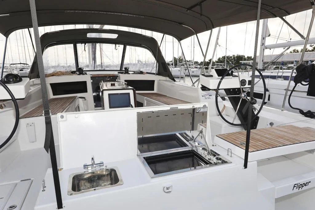 Dufour 470 "Flipper"