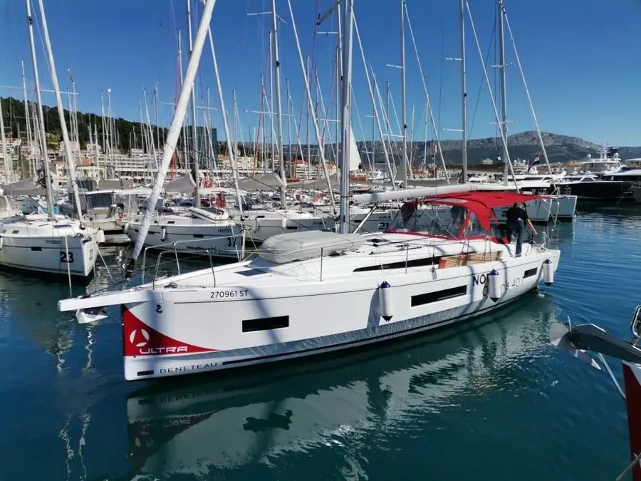 Beneteau Oceanis 40.1 "Dory"