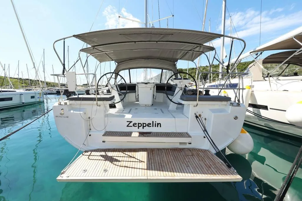 Zeppelin — photo 5