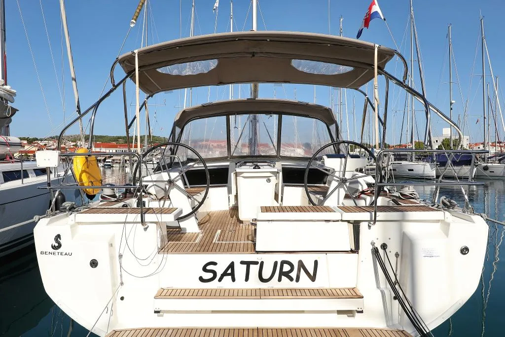 Saturn — photo 2
