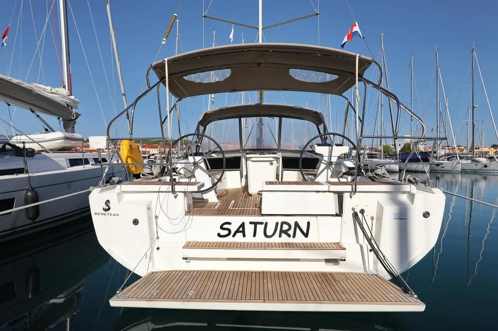 Saturn — photo 6