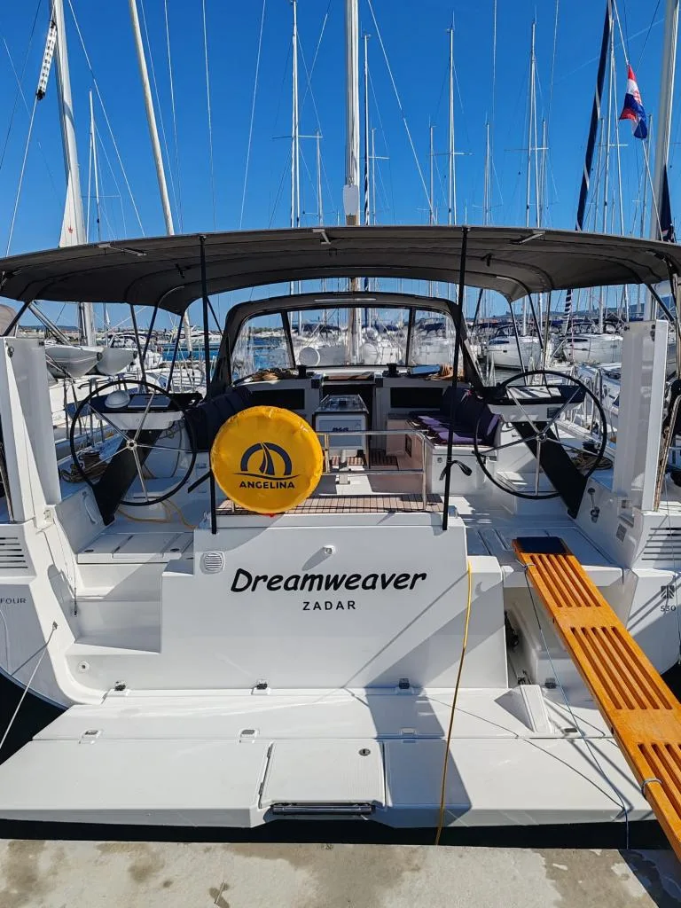 Dufour 530 "Dreamweaver"