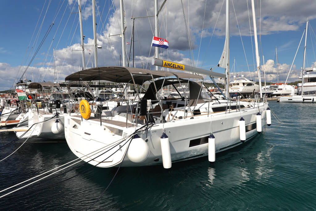 Dufour 470 "Tango"