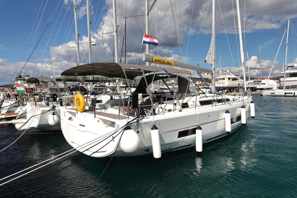 Dufour 470 "See Breeze"